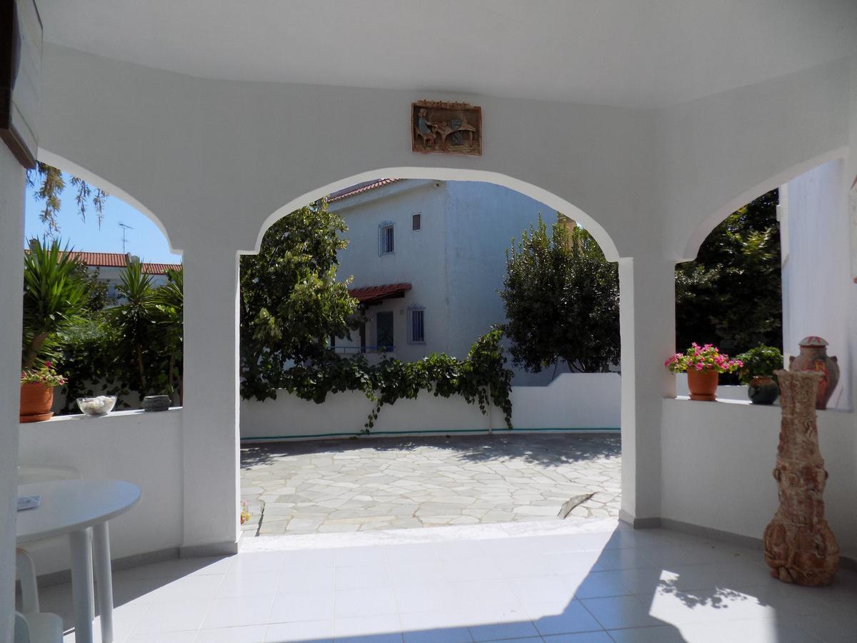 Estia Hotel Fourka Luaran gambar